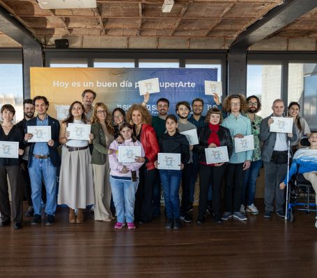 Aparecen las personas becadas por SuperArte